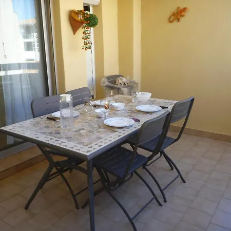 2 Pieces Avec Acces Direct Plage, Terrasse Et Parking - Fr-1-387-146 アパート